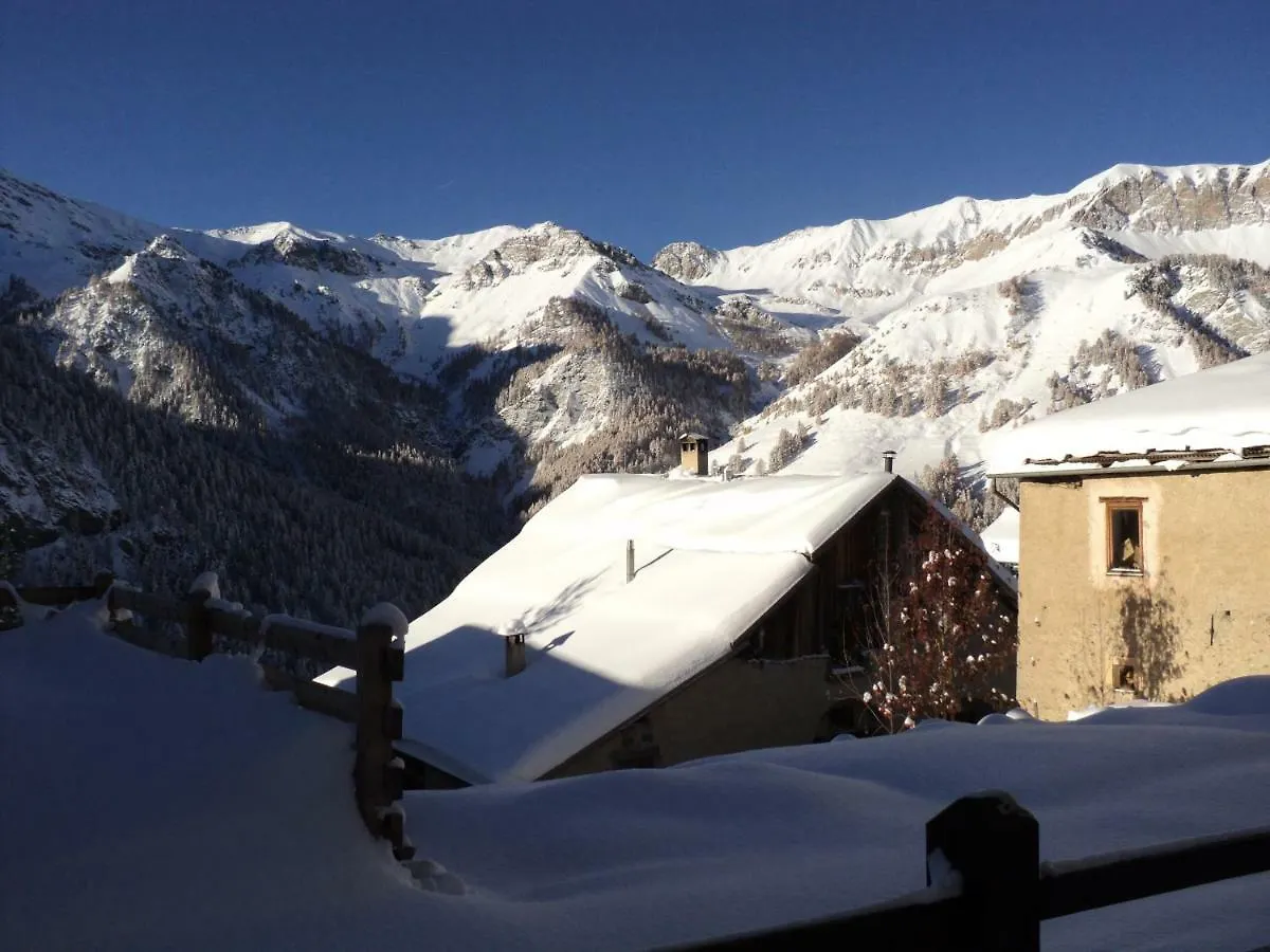 Le Berger Gourmand Bed and Breakfast Saint-Vérand Bed & Breakfast